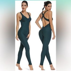 ⭐️ Yitong Women Texture Bodysuit Sleevesless Sport One-Piece‎ Backless Sexy